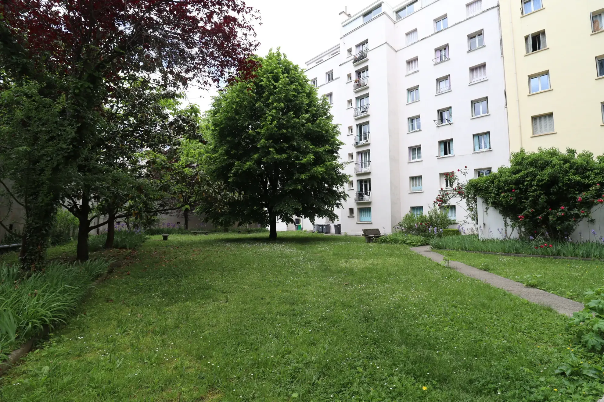 Appartement T3 lumineux avec vue sur les montagnes à Grenoble Vallier-Libération 