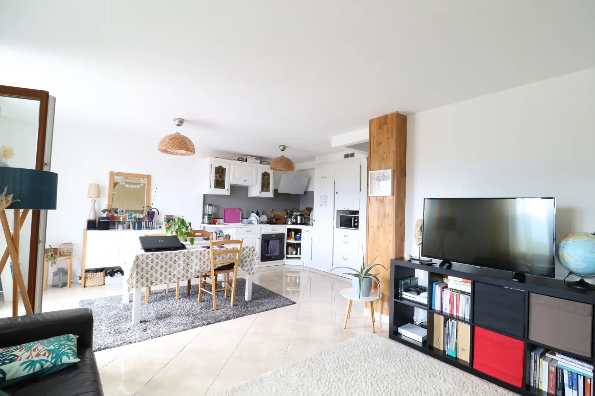 Appartement T3 lumineux avec vue sur les montagnes à Grenoble Vallier-Libération 