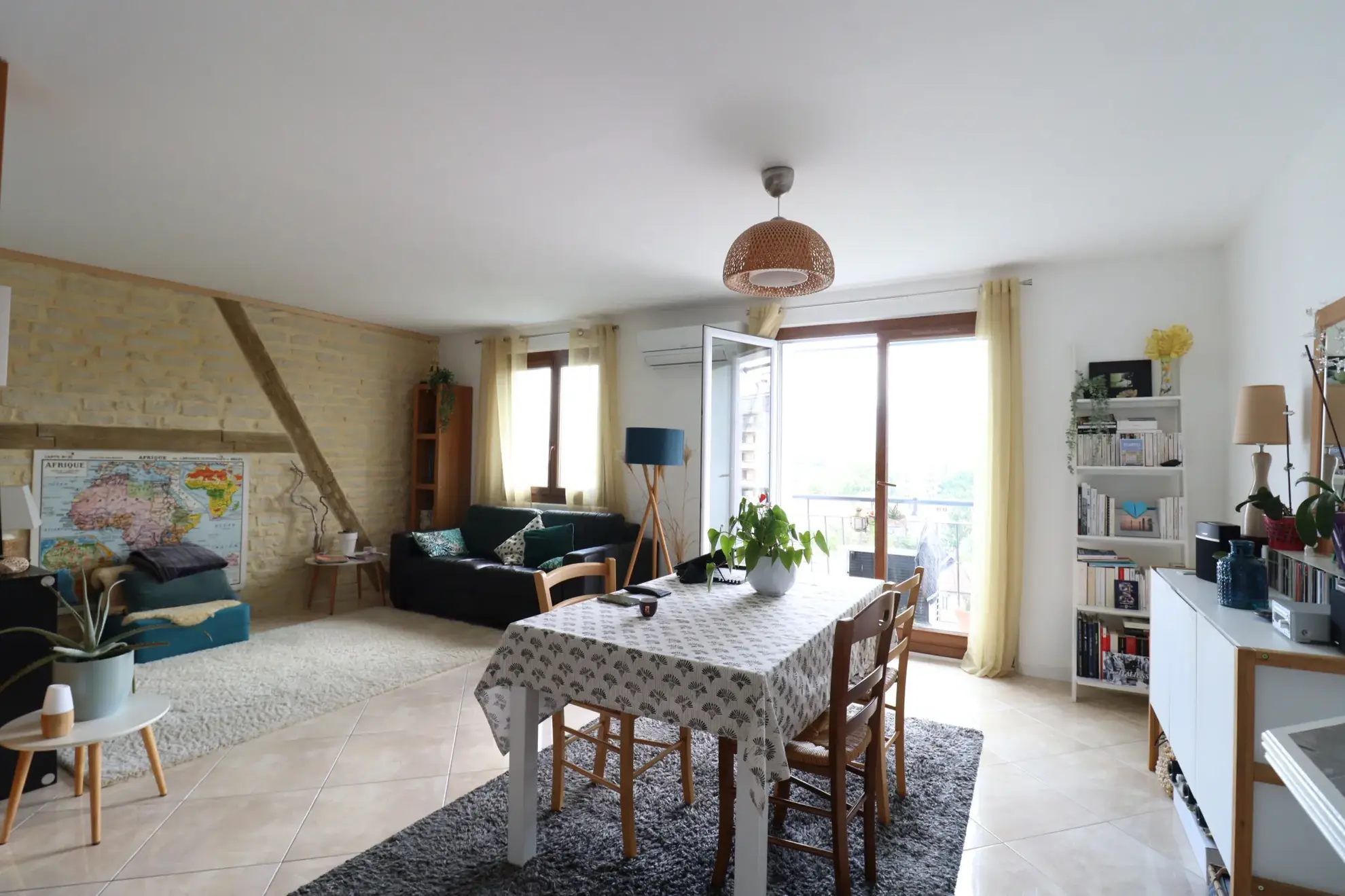 Appartement T3 lumineux avec vue sur les montagnes à Grenoble Vallier-Libération 