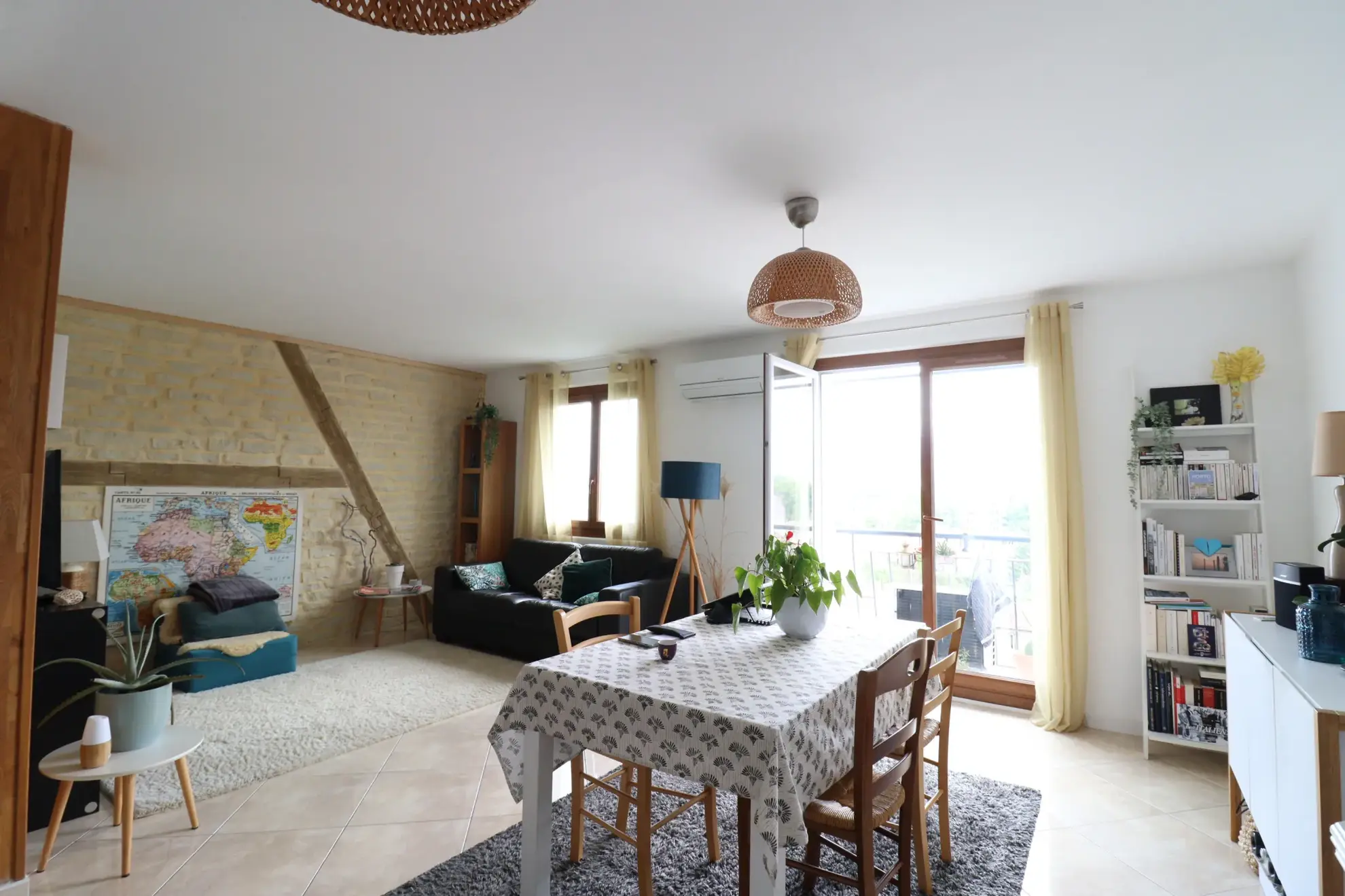 Appartement T3 lumineux avec vue sur les montagnes à Grenoble Vallier-Libération 