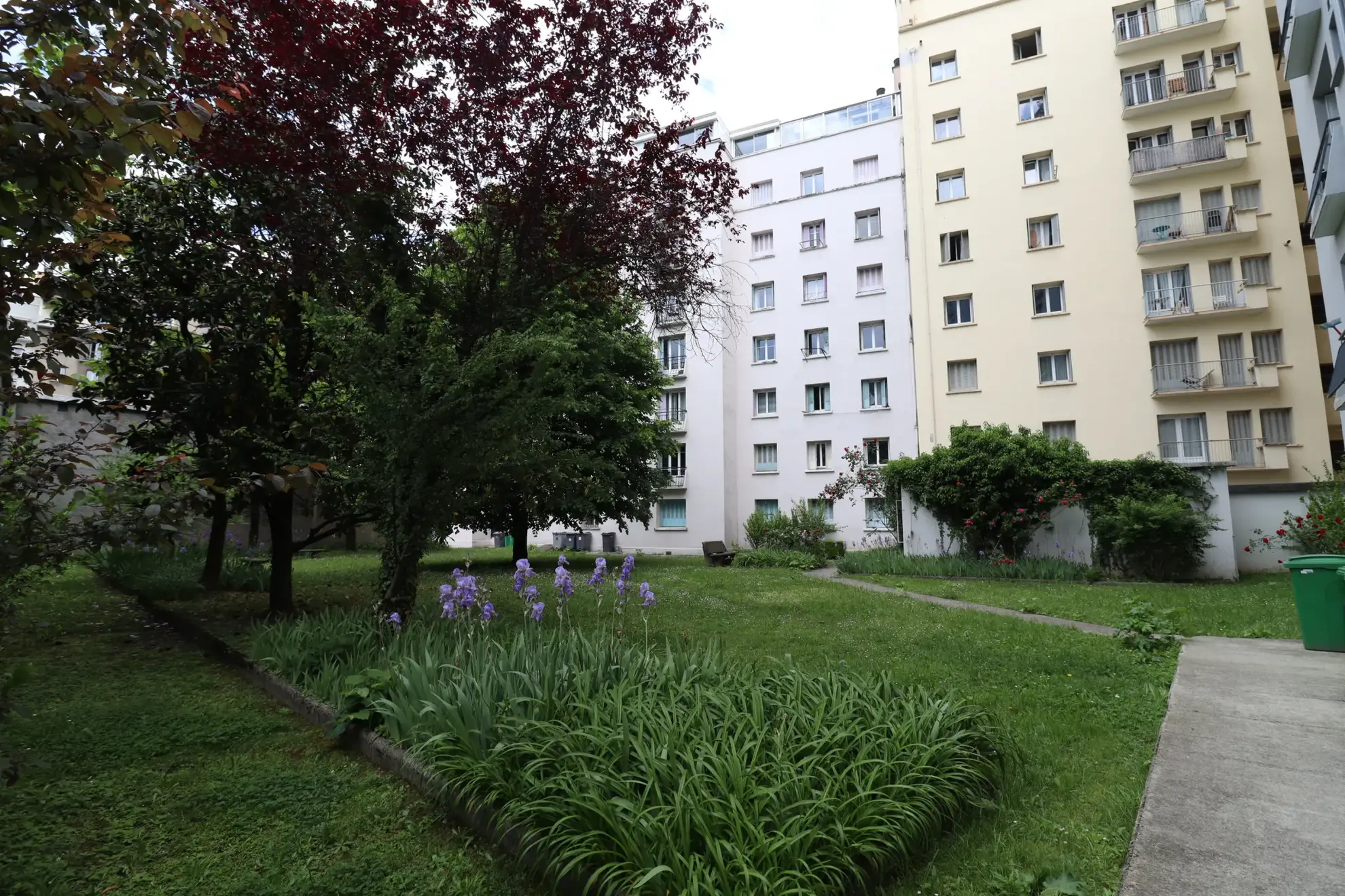 Appartement T3 lumineux avec vue sur les montagnes à Grenoble Vallier-Libération 