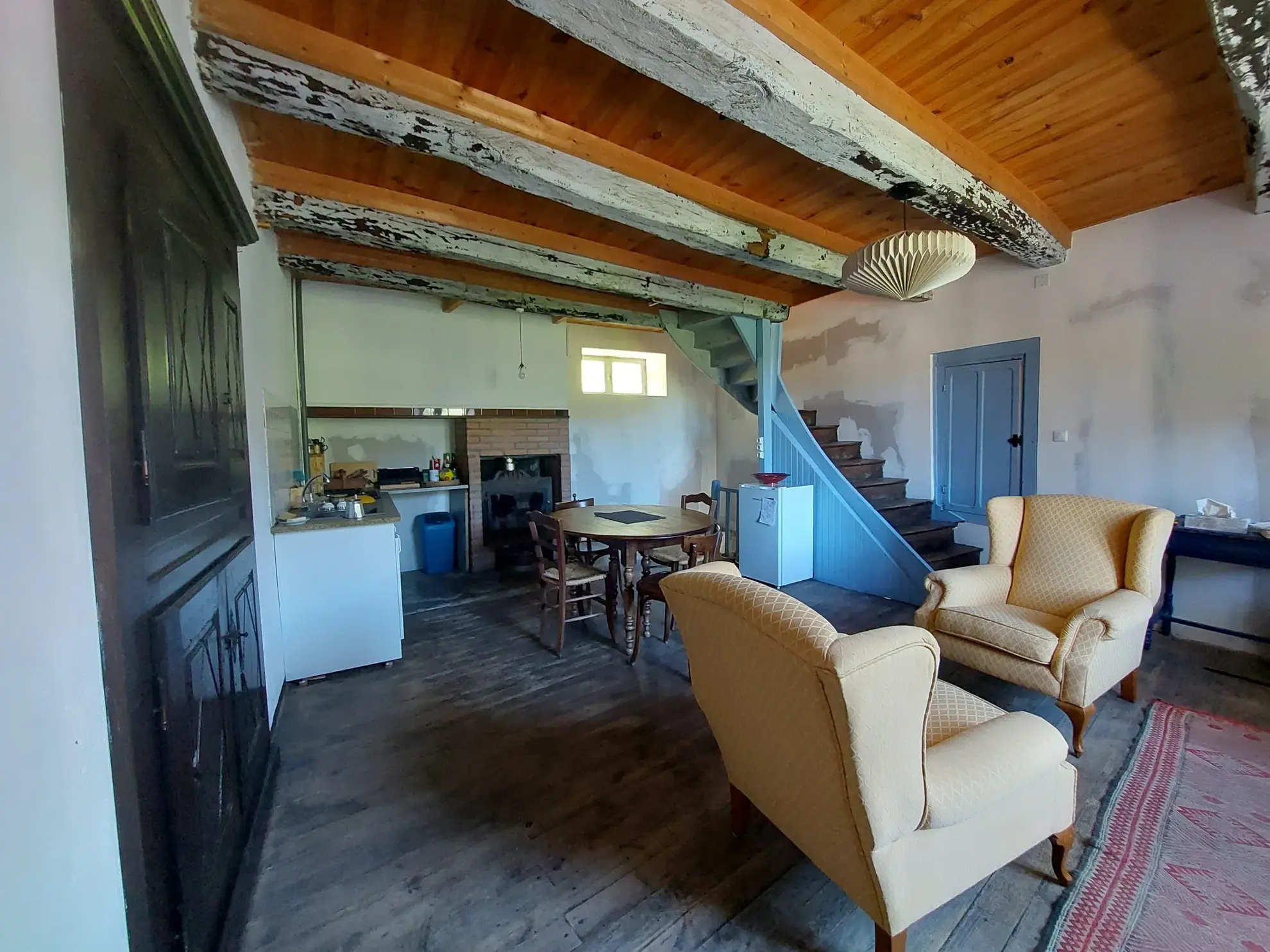 Charmante maison de village avec terrain et vue sur campagne à Fayet 