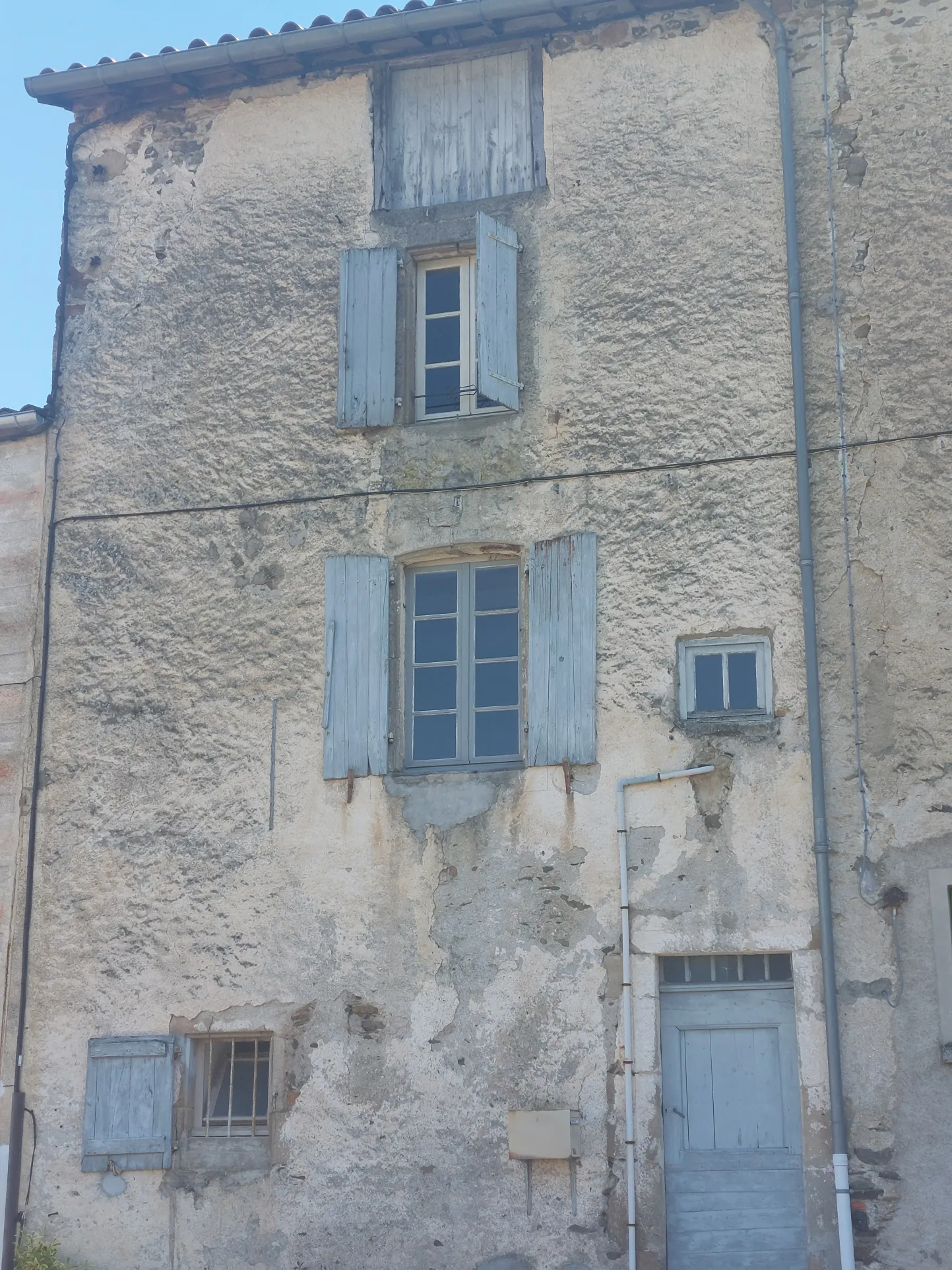 Charmante maison de village avec terrain et vue sur campagne à Fayet