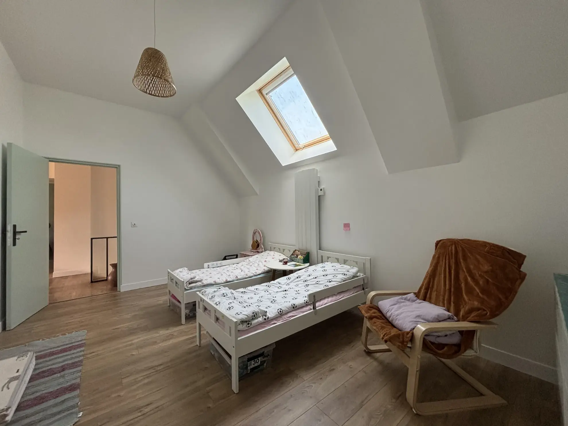 Maison briarde rénovée à La Ferté sous Jouarre, 3-4 chambres, jardin et prestations modernes 