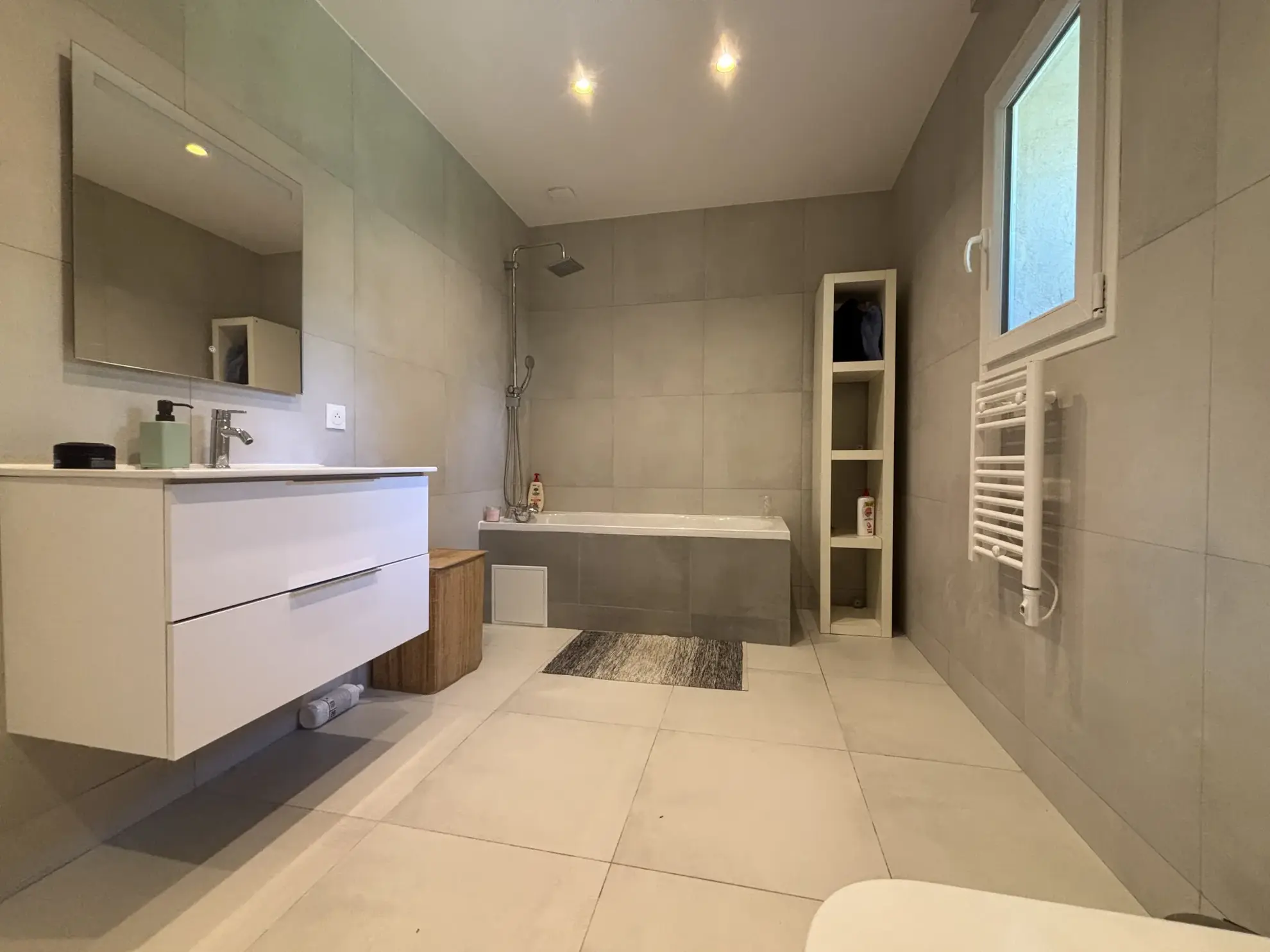 Maison briarde rénovée à La Ferté sous Jouarre, 3-4 chambres, jardin et prestations modernes 