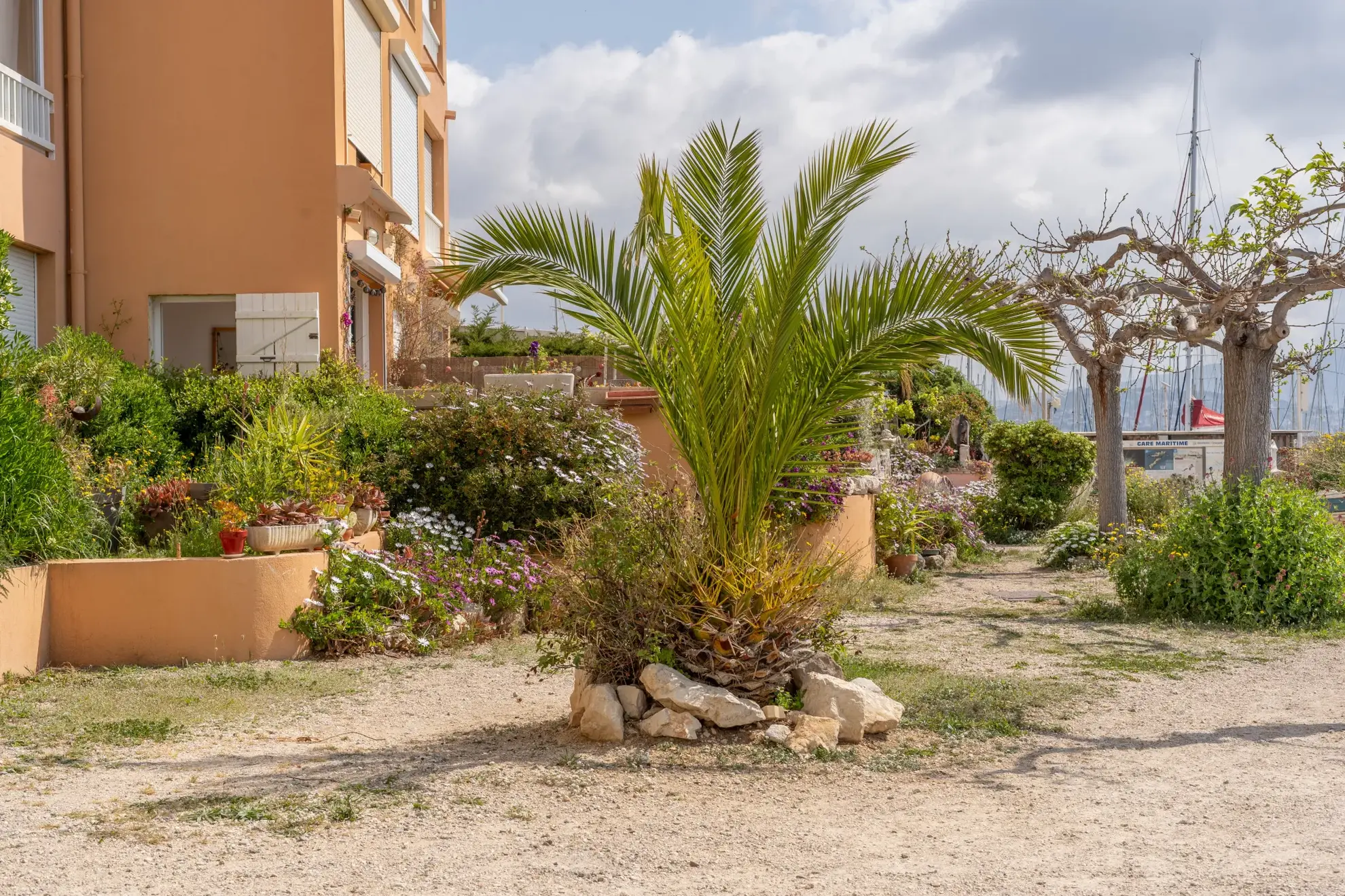 Charmant studio avec terrasse vue mer sur l'île du Frioul, Marseille 
