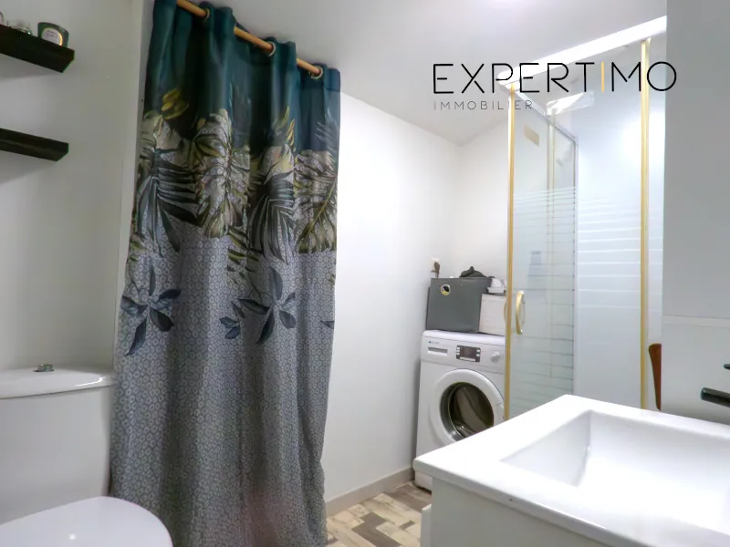 Maison 2 pièces à Champ-Saint-Père, proximité commerces et plages 