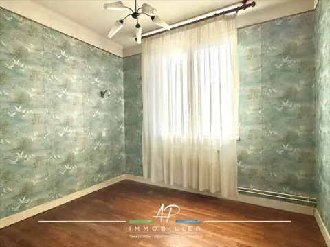 Maison jumelée à Ruffey-les-Echirey avec 4 chambres et jardin, proche Dijon 