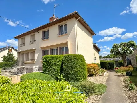 Maison jumelée à Ruffey-les-Echirey avec 4 chambres et jardin, proche Dijon 