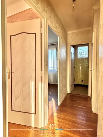 Maison jumelée à Ruffey-les-Echirey avec 4 chambres et jardin, proche Dijon 