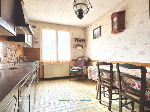 Maison jumelée à Ruffey-les-Echirey avec 4 chambres et jardin, proche Dijon 