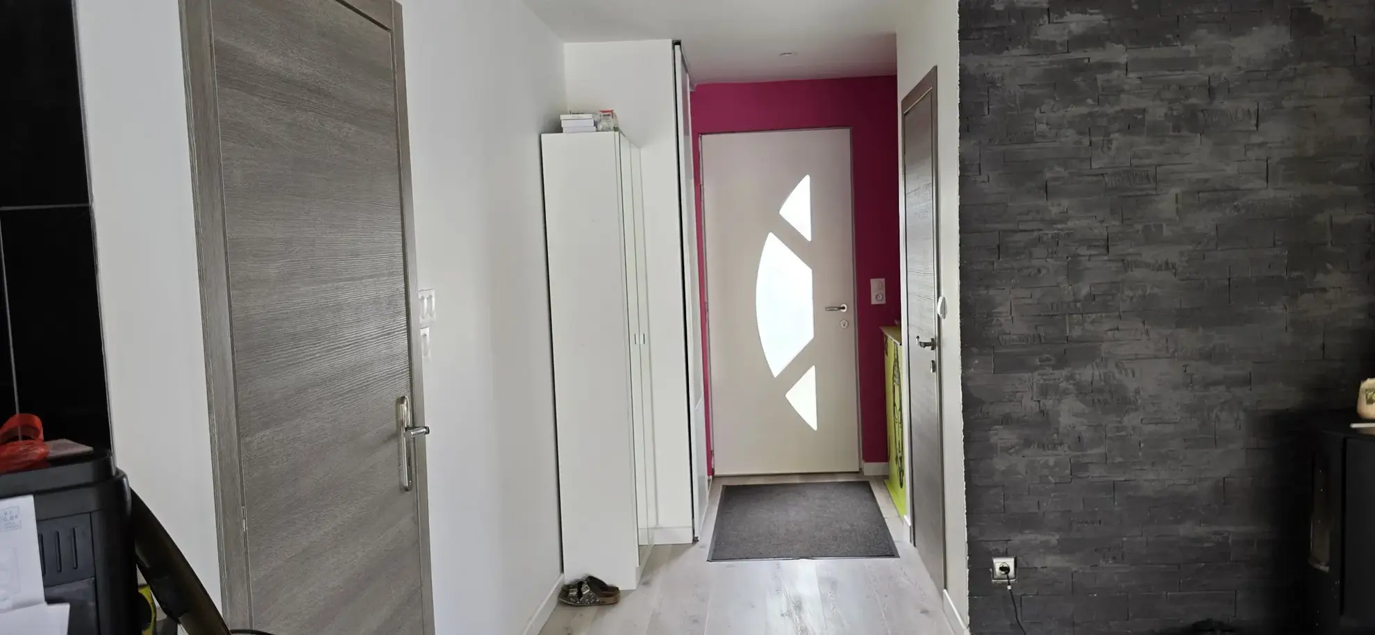 Maison récente de 122 m² avec terrasse et garage à Larians et Munans 