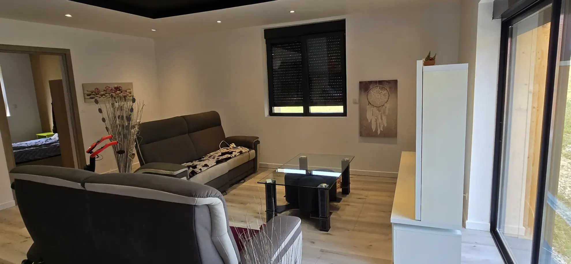 Maison récente de 122 m² avec terrasse et garage à Larians et Munans 