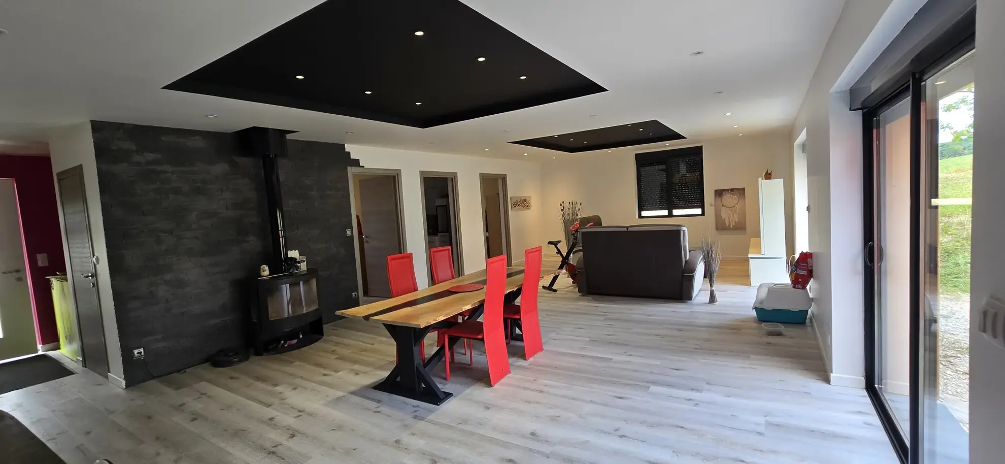 Maison récente de 122 m² avec terrasse et garage à Larians et Munans 