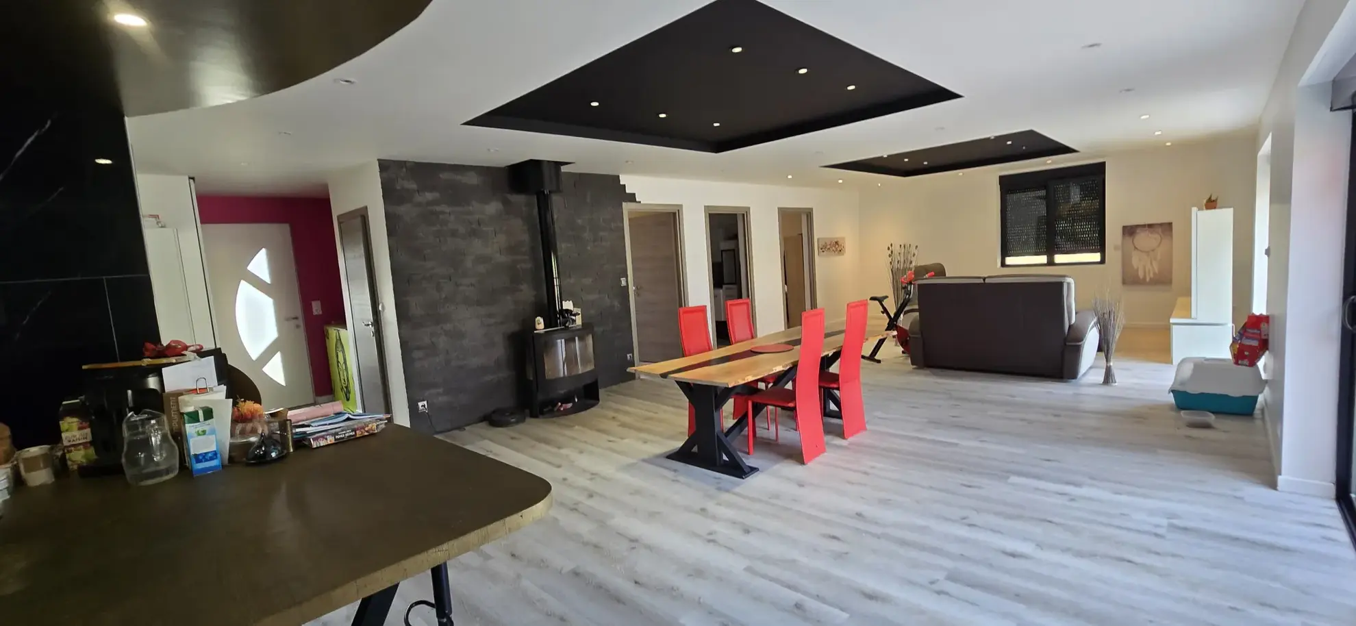 Maison récente de 122 m² avec terrasse et garage à Larians et Munans 