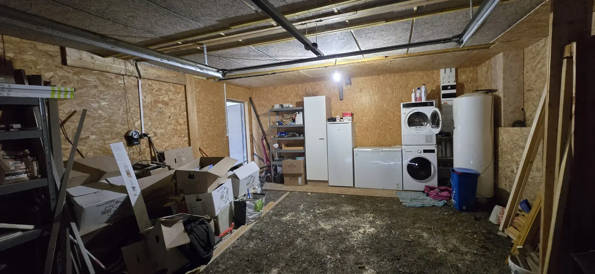 Maison récente de 122 m² avec terrasse et garage à Larians et Munans 