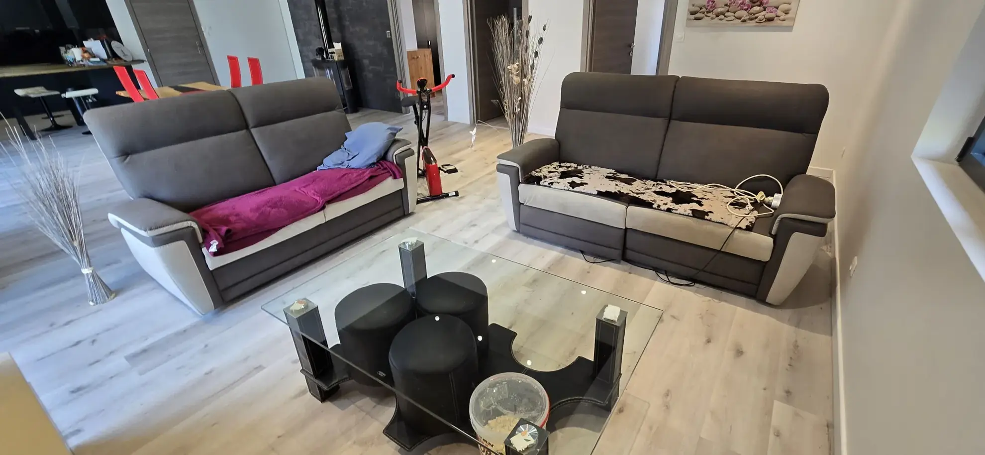 Maison récente de 122 m² avec terrasse et garage à Larians et Munans 