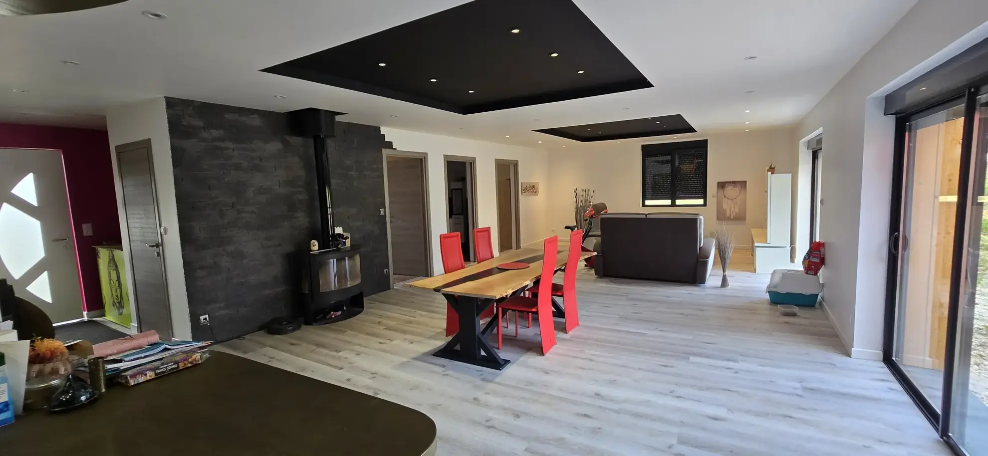 Maison récente de 122 m² avec terrasse et garage à Larians et Munans 