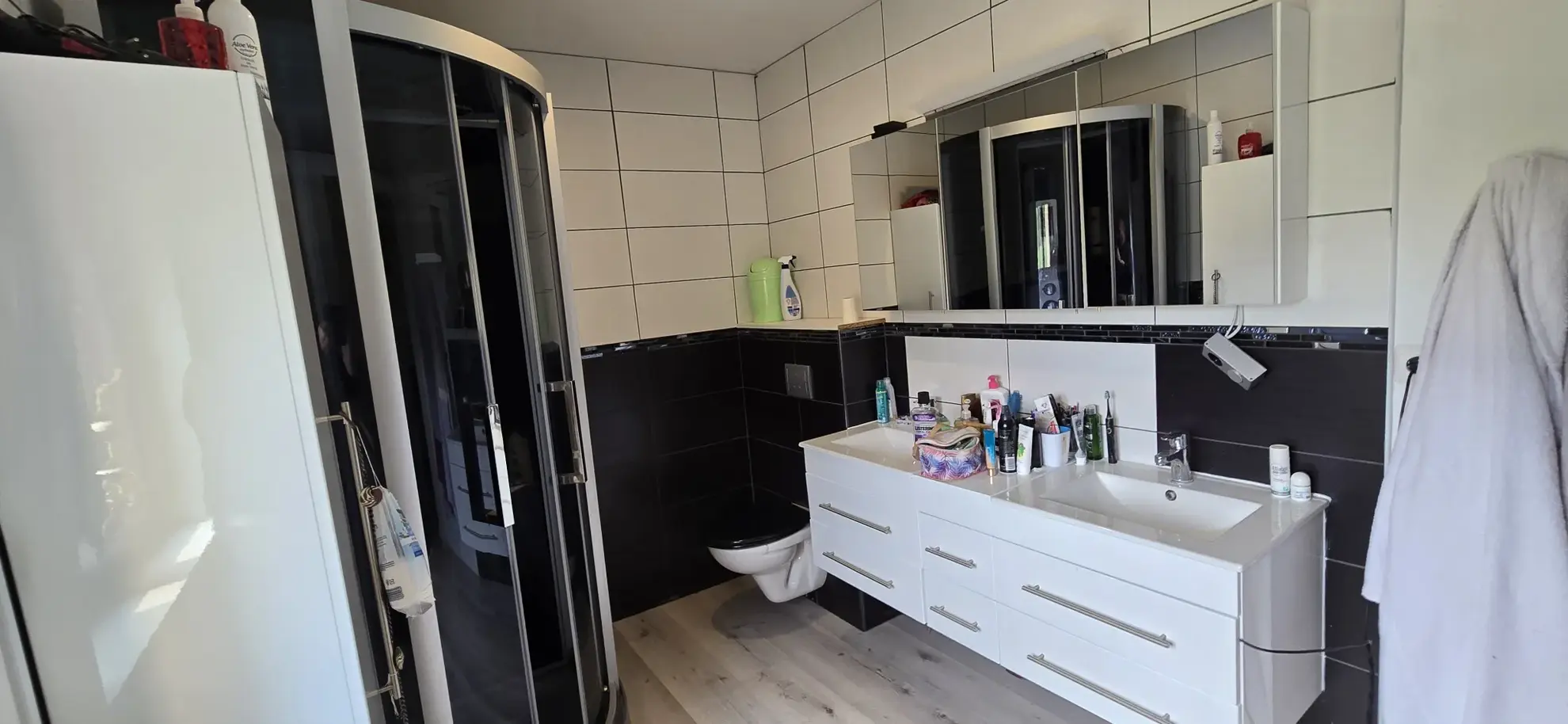 Maison récente de 122 m² avec terrasse et garage à Larians et Munans 