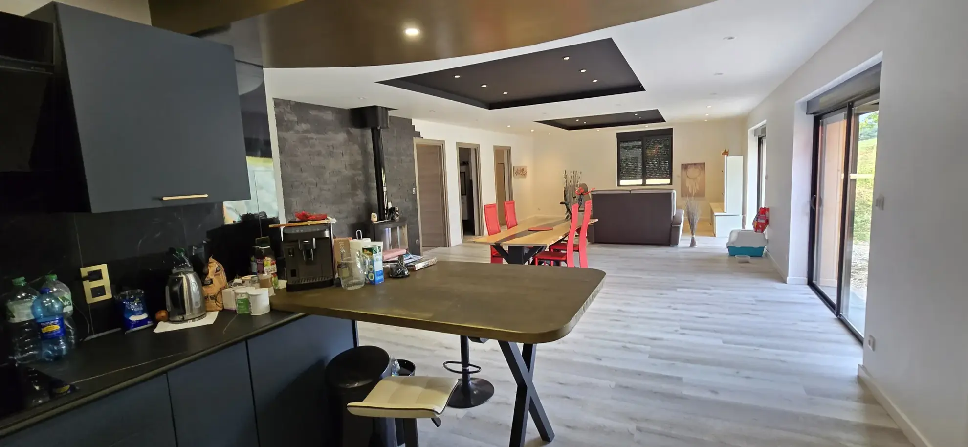 Maison récente de 122 m² avec terrasse et garage à Larians et Munans 