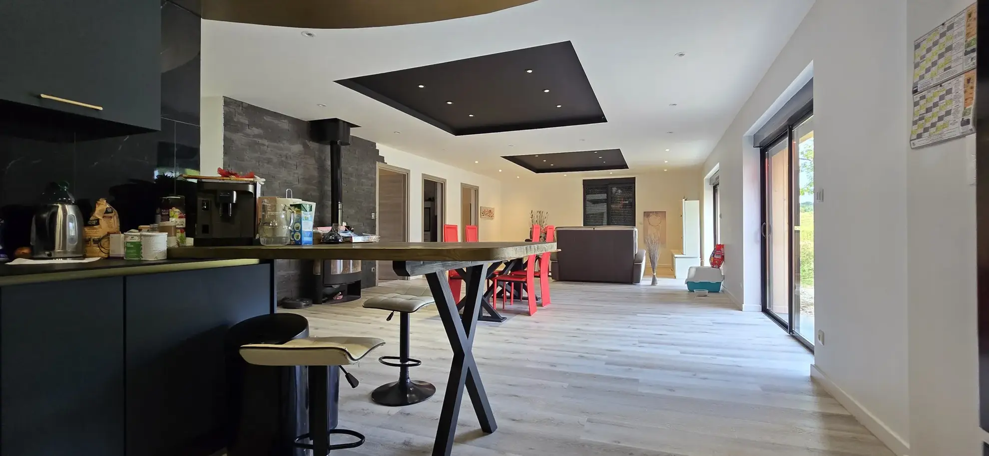 Maison récente de 122 m² avec terrasse et garage à Larians et Munans 