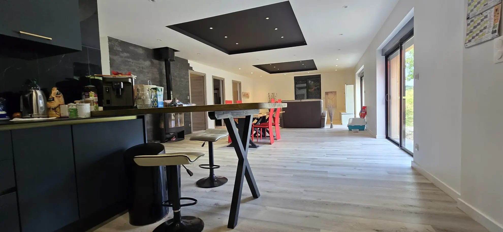 Maison récente de 122 m² avec terrasse et garage à Larians et Munans 