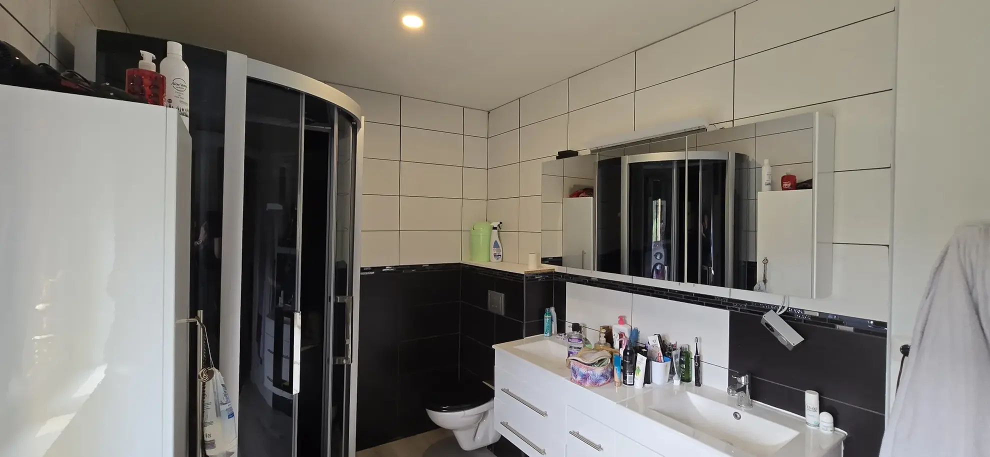 Maison récente de 122 m² avec terrasse et garage à Larians et Munans 