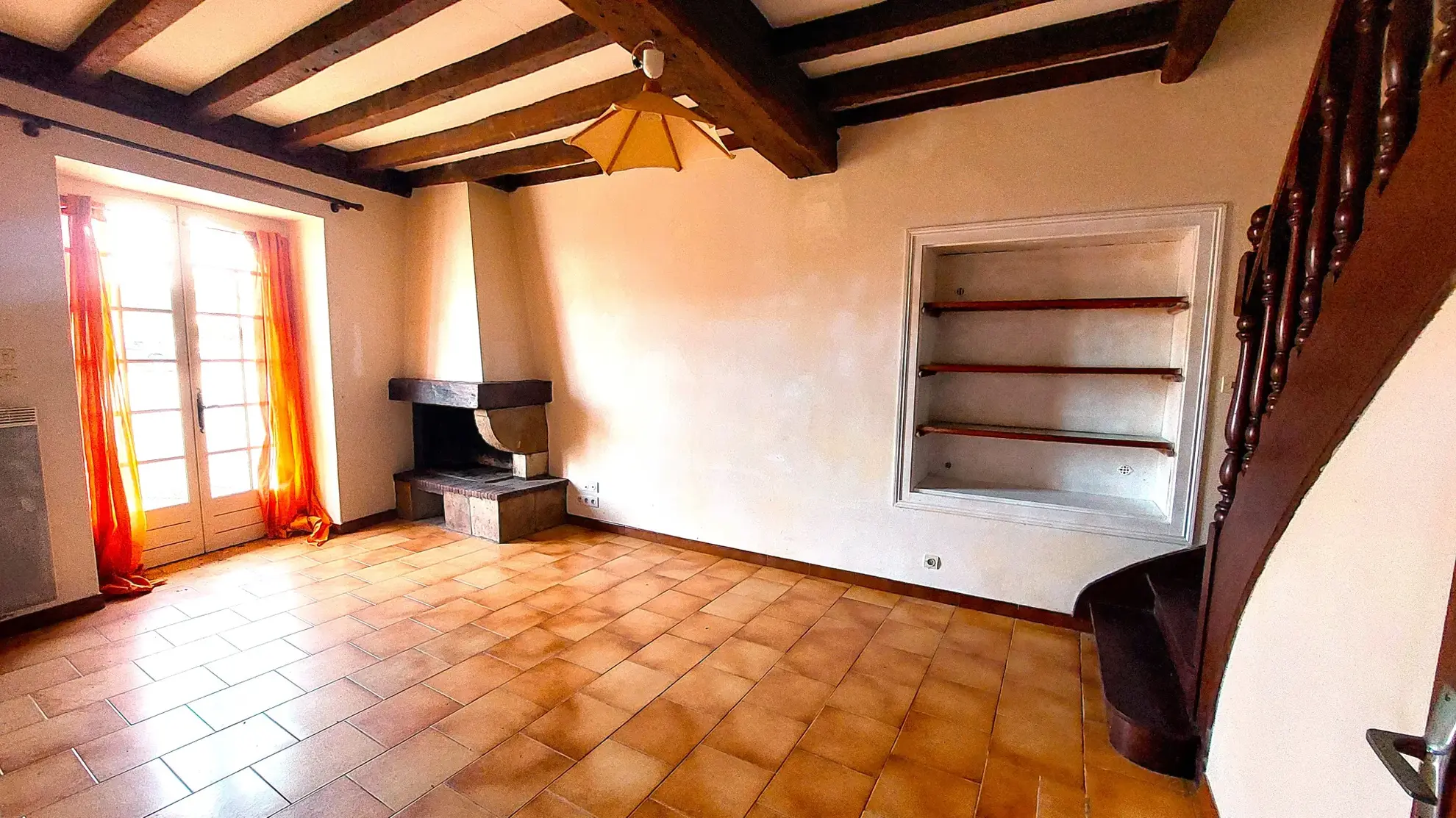 Appartement T2 en duplex à Bardos - 48 m² avec balcon et cave