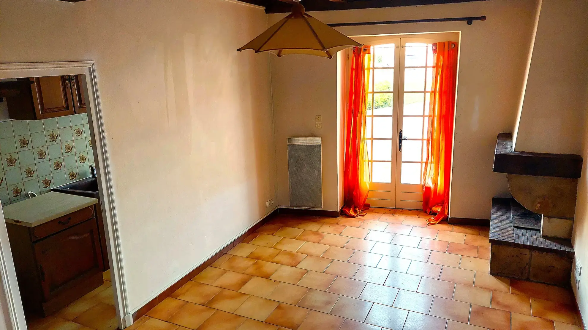 Appartement T2 en duplex à Bardos - 48 m² avec balcon et cave 
