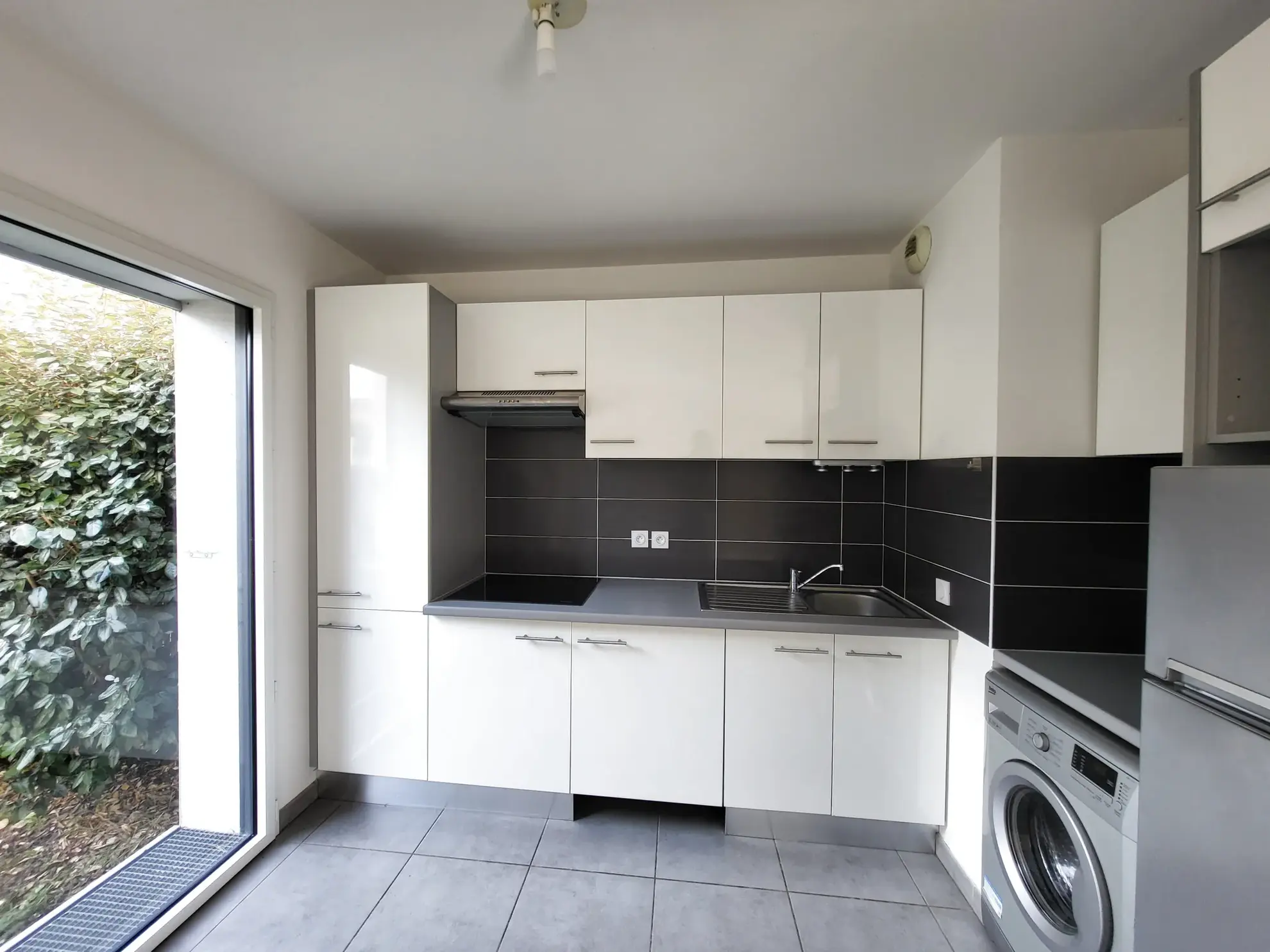 Maison T3 lumineuse avec jardin et garage à Cornebarrieu 