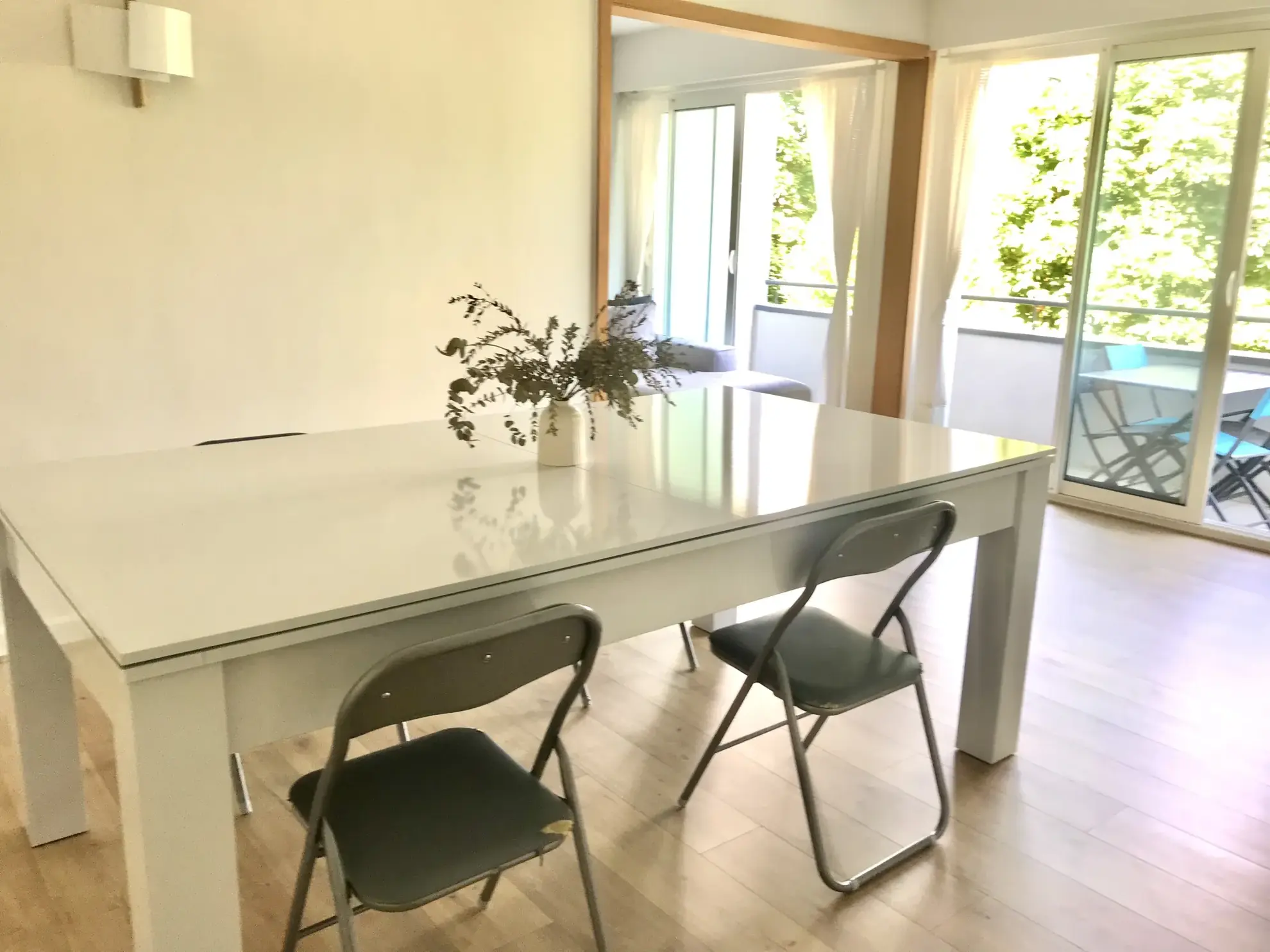 Appartement F5 lumineux avec 2 balcons, parking privé et cave à St Fargeau Ponthierry