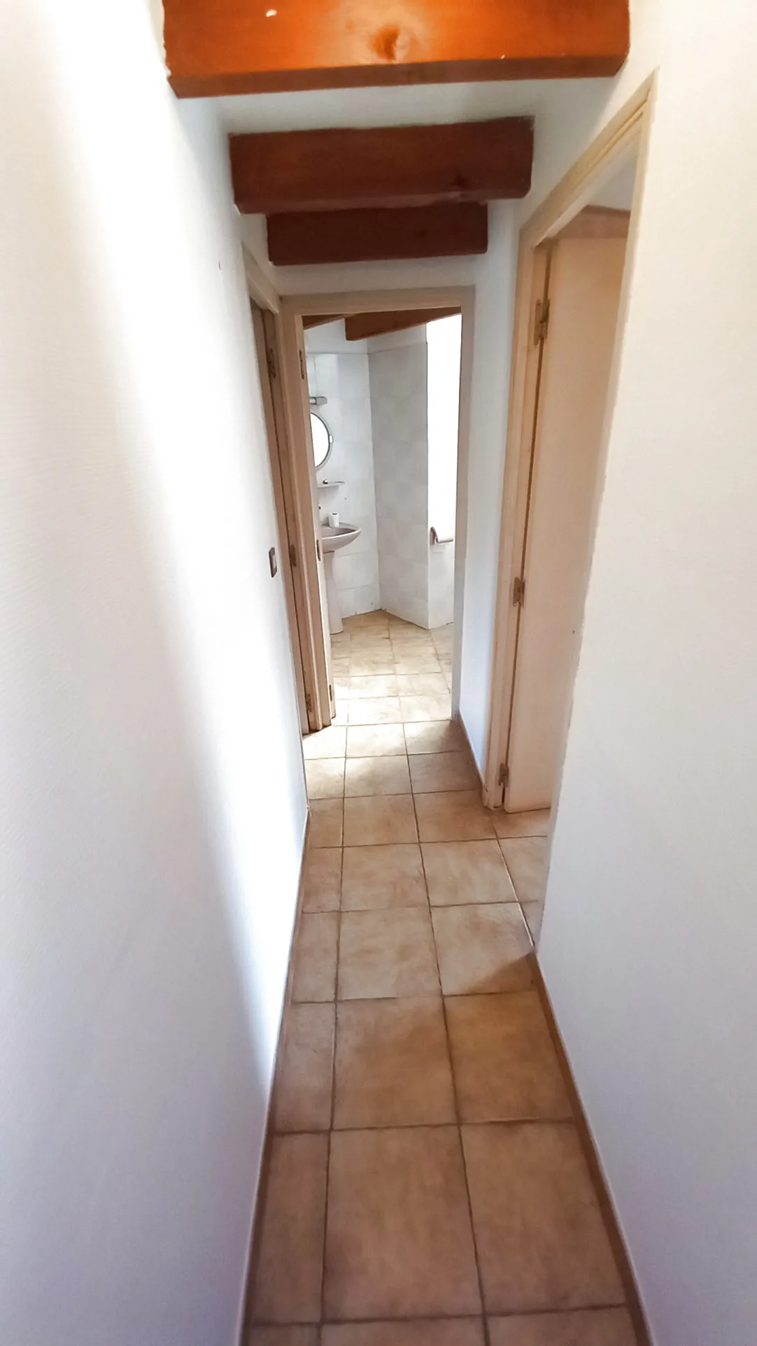 Petite maison en pierre à vendre à Villemagne l'Argentière avec vue sur la rivière 