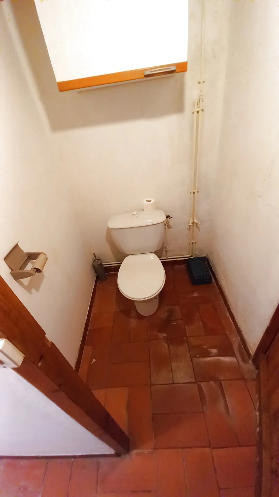 Petite maison en pierre à vendre à Villemagne l'Argentière avec vue sur la rivière 