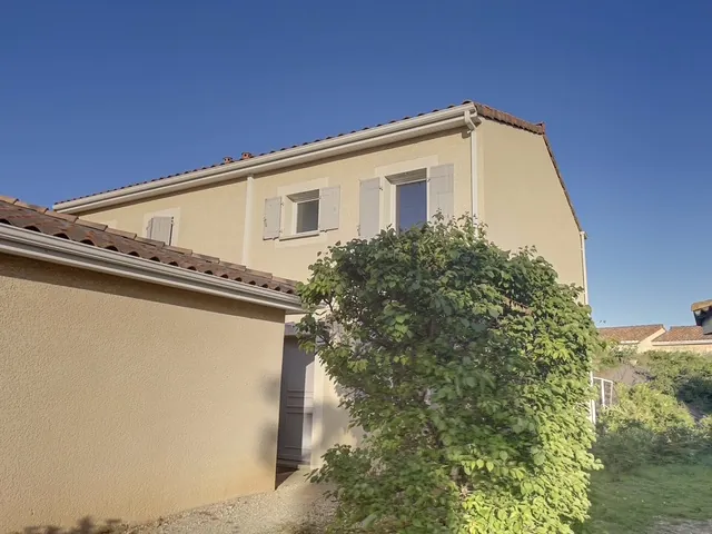 Maison T4 avec terrasse, garage et piscine en Vaunage, Calvisson - Investissement ou résidence secondaire