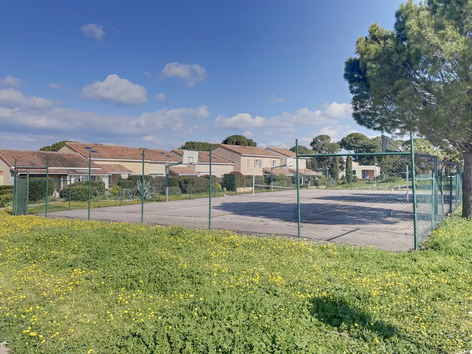 Maison T4 avec terrasse, garage et piscine en Vaunage, Calvisson - Investissement ou résidence secondaire 