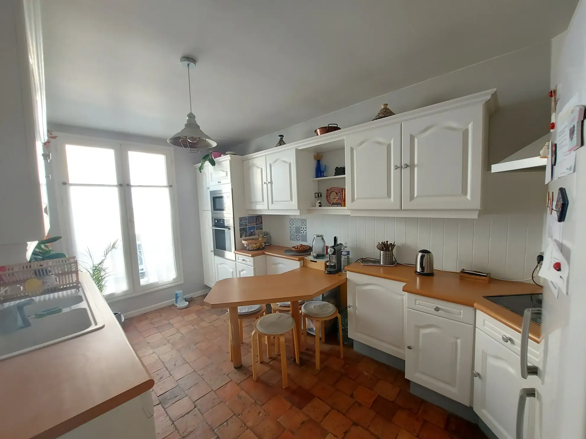 Appartement 4 pièces à Vernouillet - centre-ville, 83m² avec parking et cave 