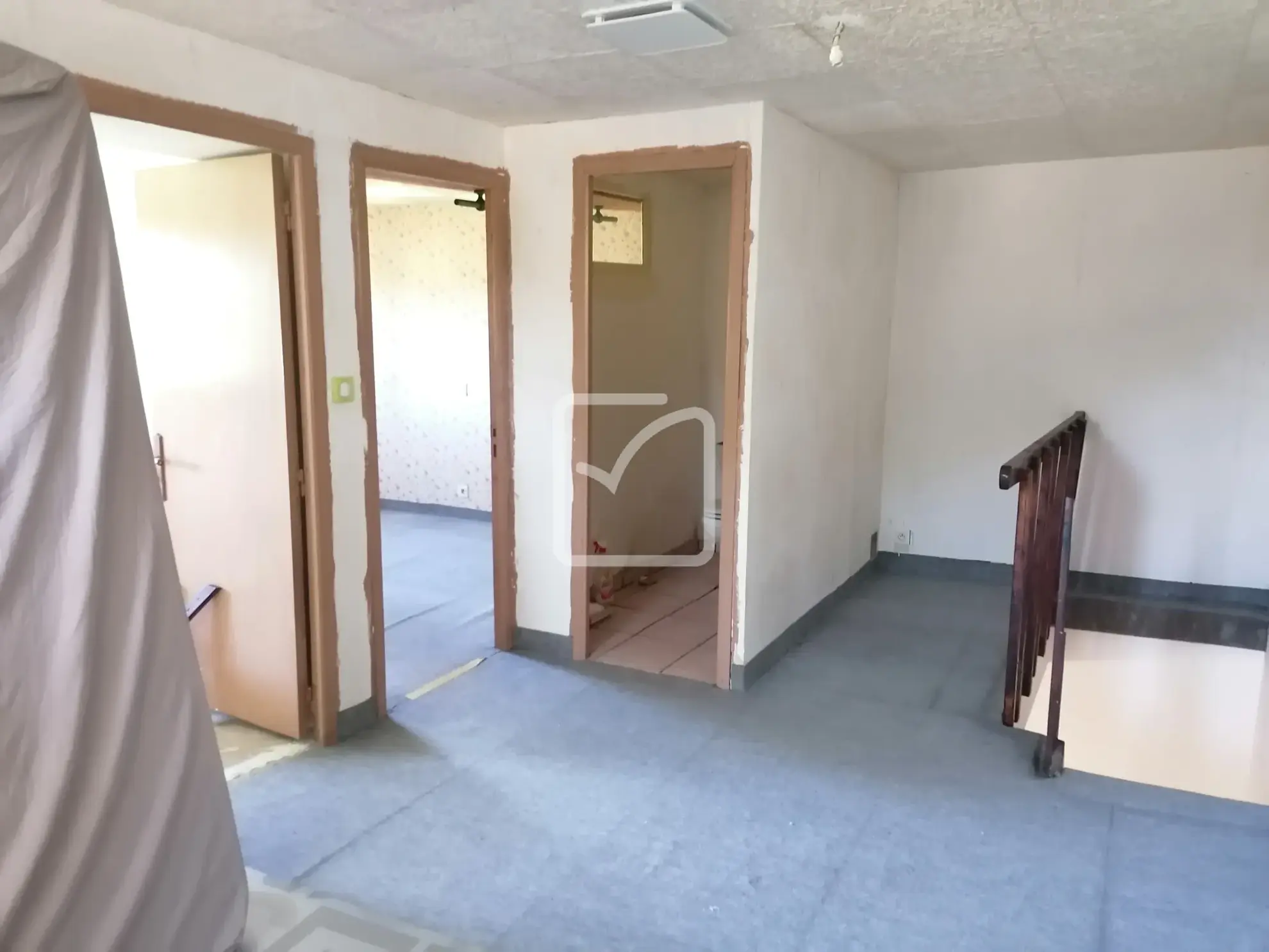 Belle maison en pierre avec dépendances à Maure de Bretagne - Calme et potentiel 