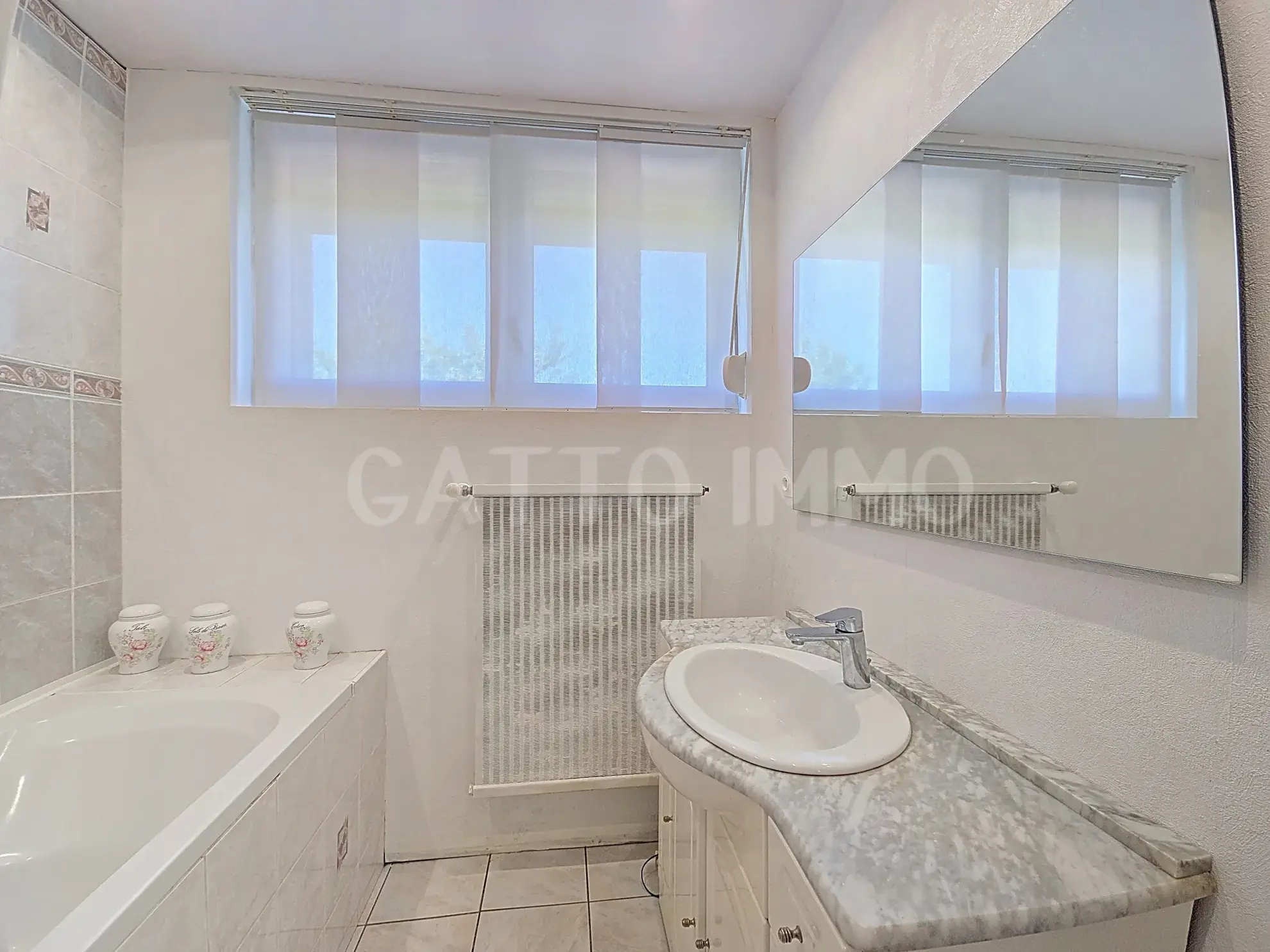 Maison mitoyenne de 95m² avec jardin et garage à Pierrevillers - Sous offre d'achat 