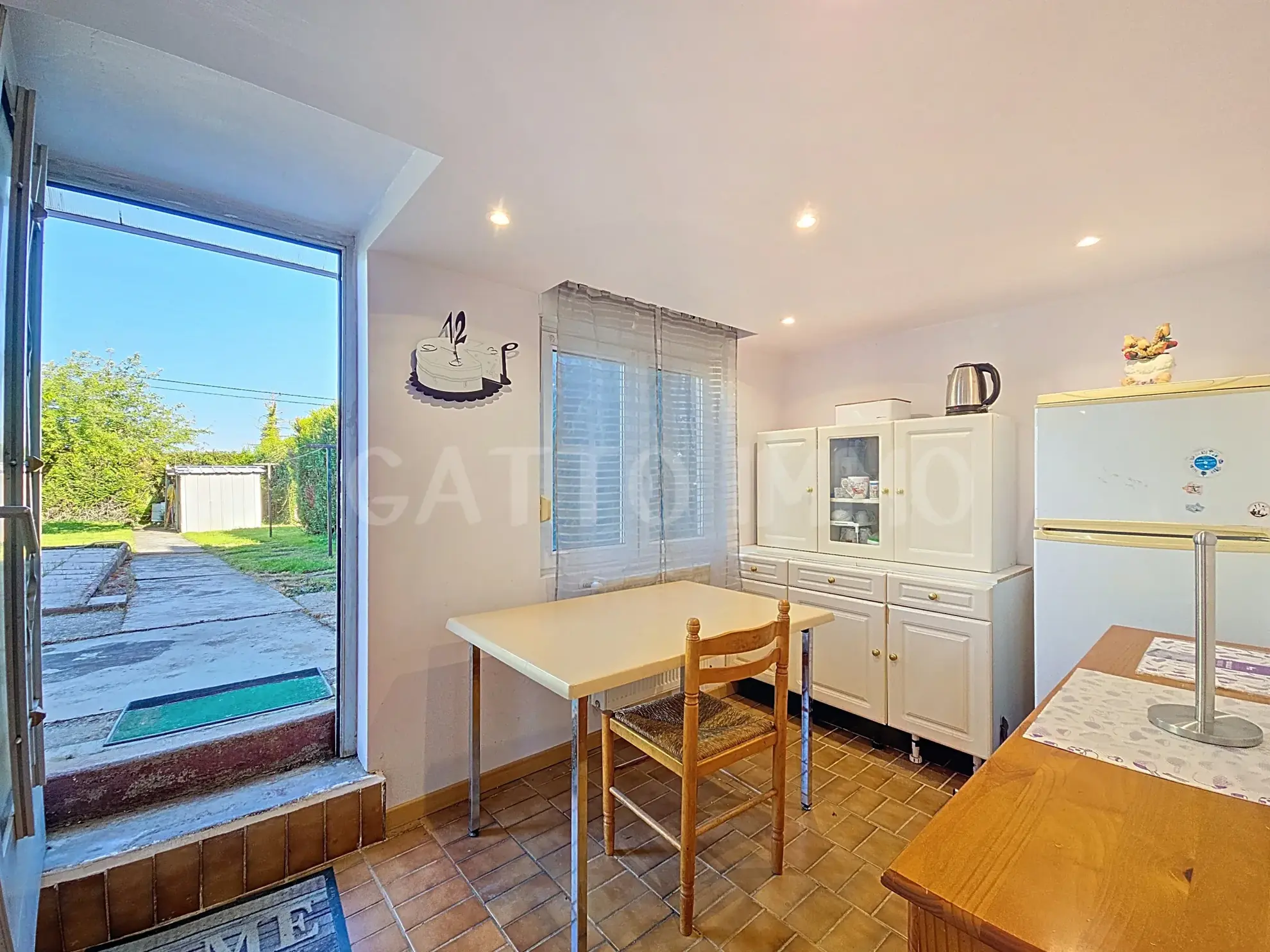 Maison mitoyenne de 95m² avec jardin et garage à Pierrevillers - Sous offre d'achat 