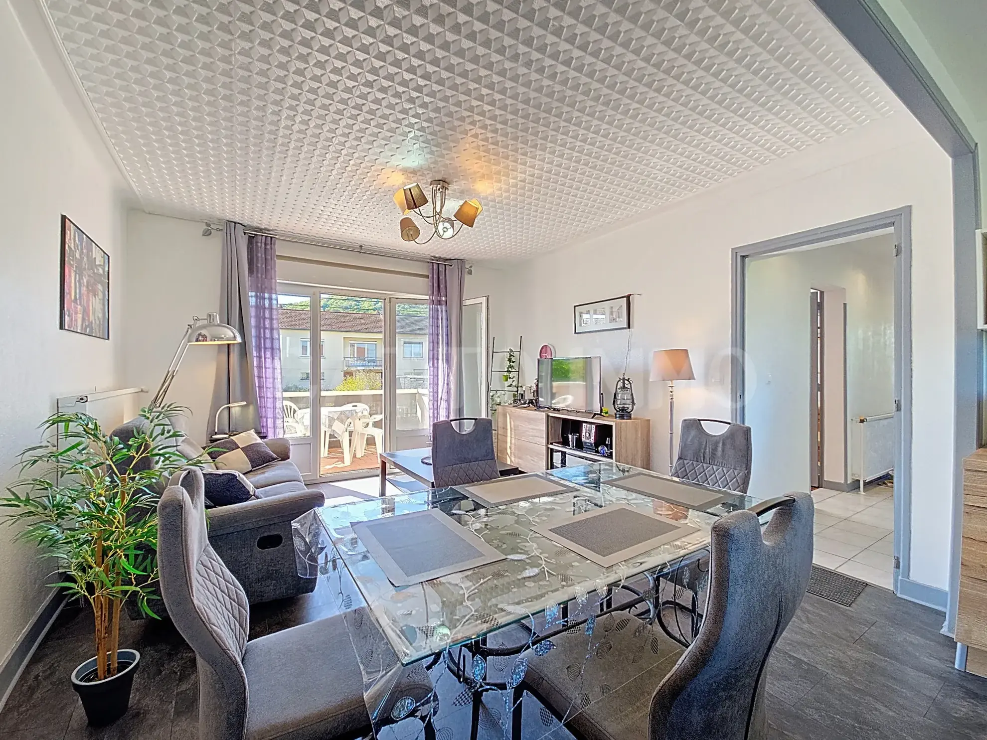 Maison mitoyenne de 95m² avec jardin et garage à Pierrevillers - Sous offre d'achat 