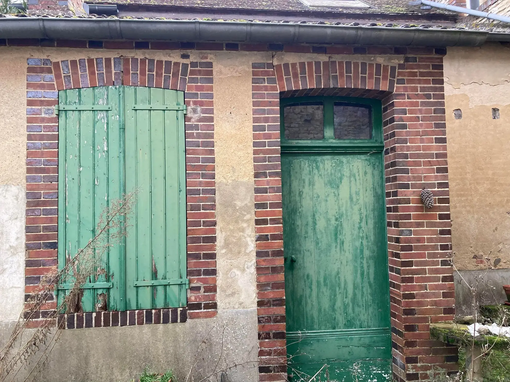 Maison à rénover de 172 m² avec jardin et dépendances près d'Aillant 