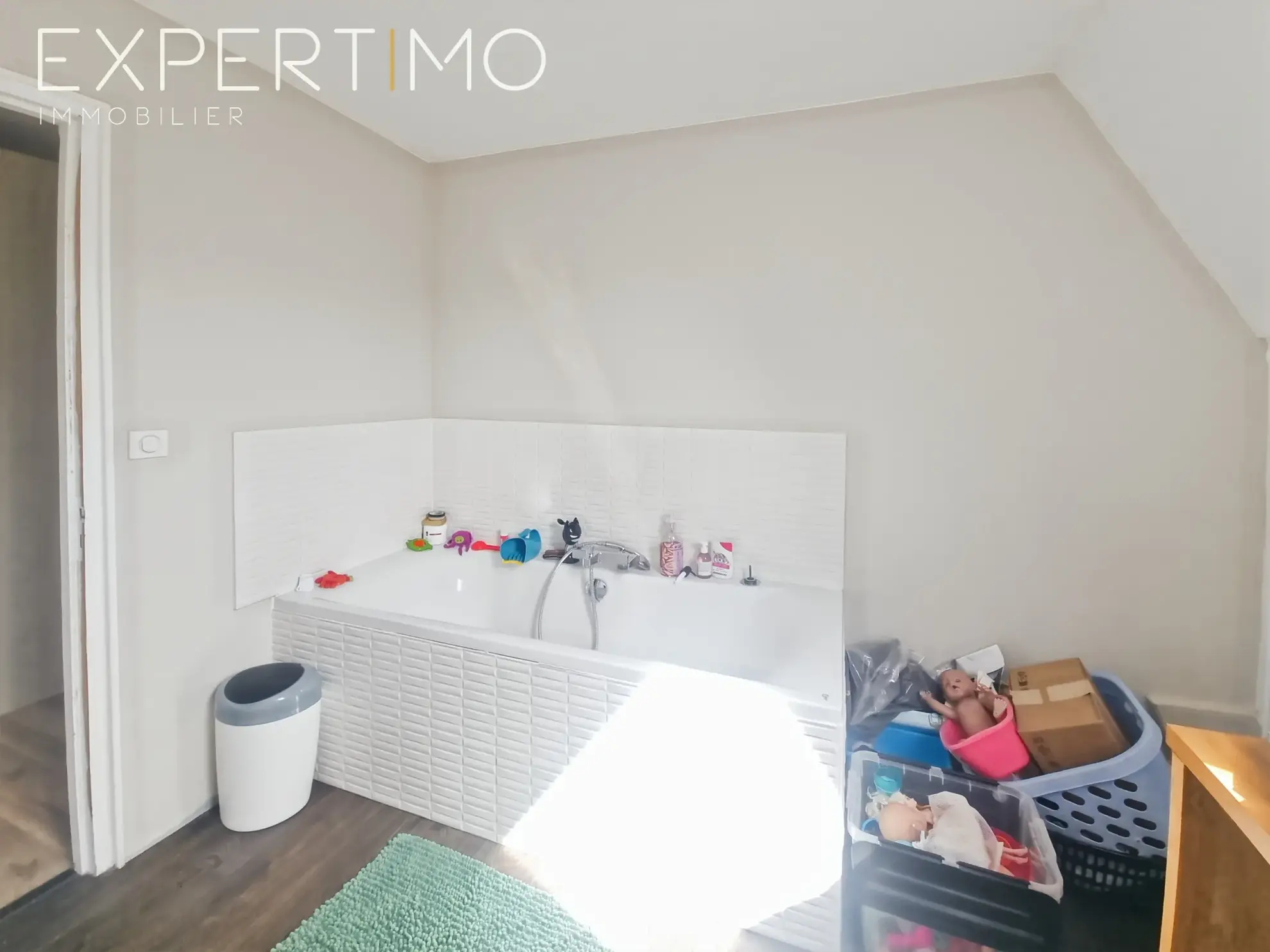 Maison familiale à Ponts et Marais avec jardin et terrasse, proche de Paris et de la mer 