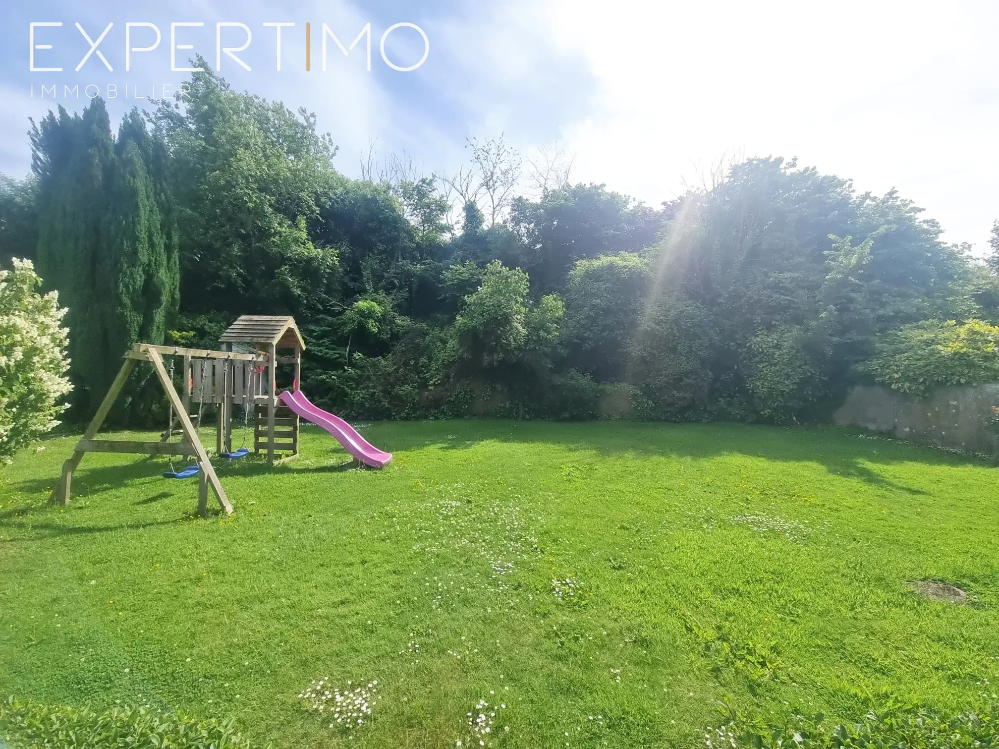 Maison familiale à Ponts et Marais avec jardin et terrasse, proche de Paris et de la mer 