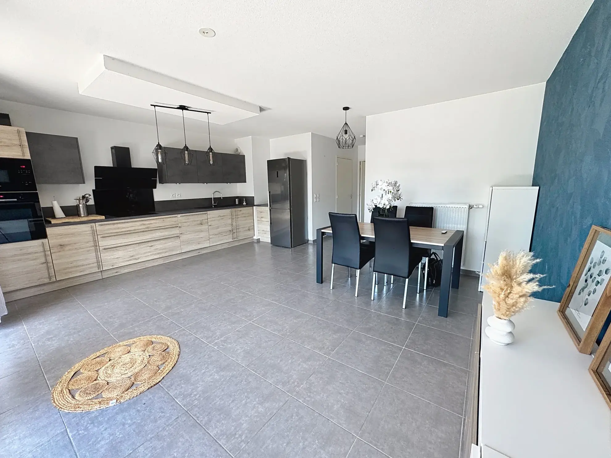 Appartement T3 récent avec terrasse à Champ-Près-Froges - Dernier étage avec Vue dégagée