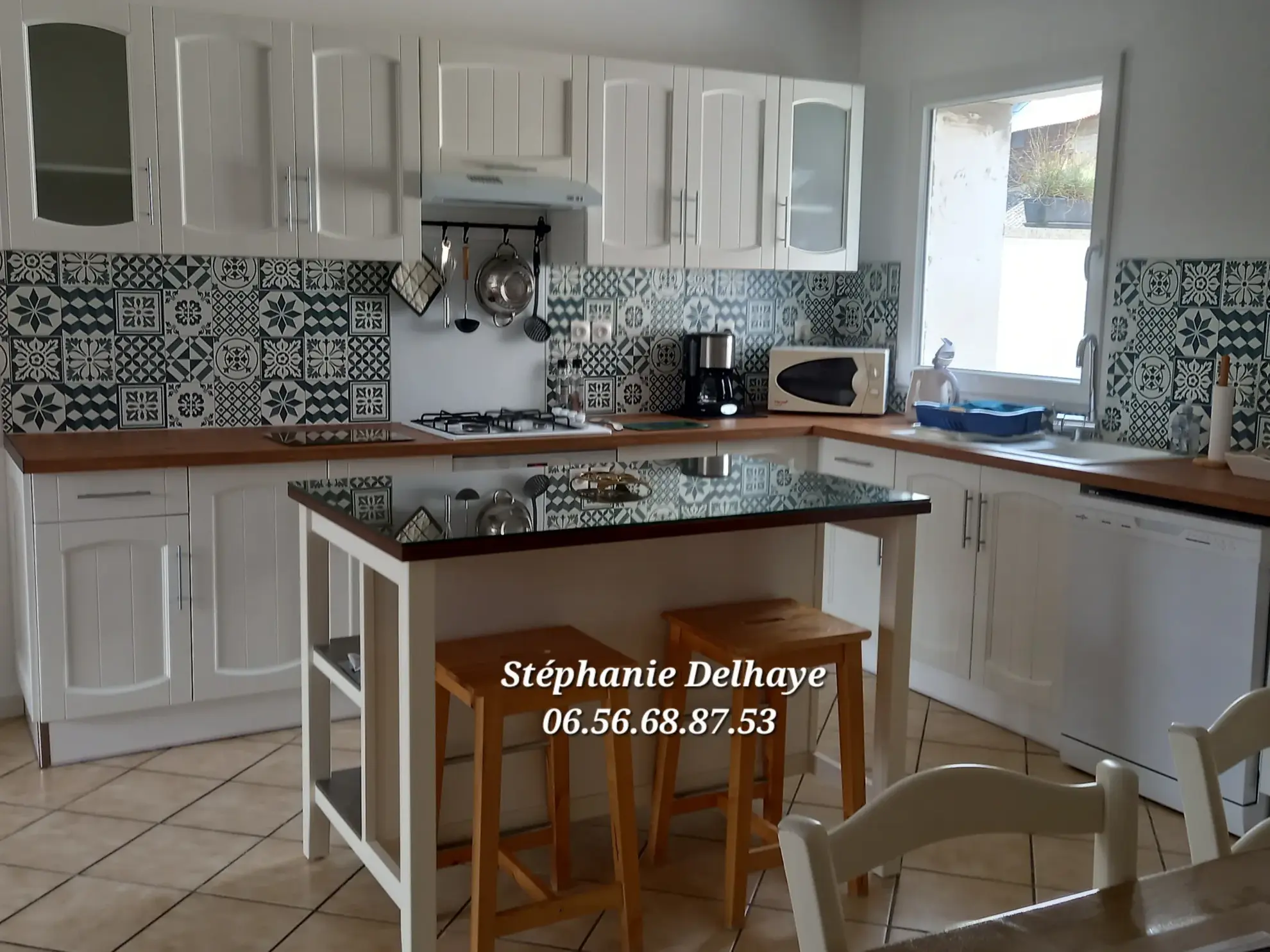 Belle maison de ville rénovée à Fruges avec 3 chambres et cour extérieure