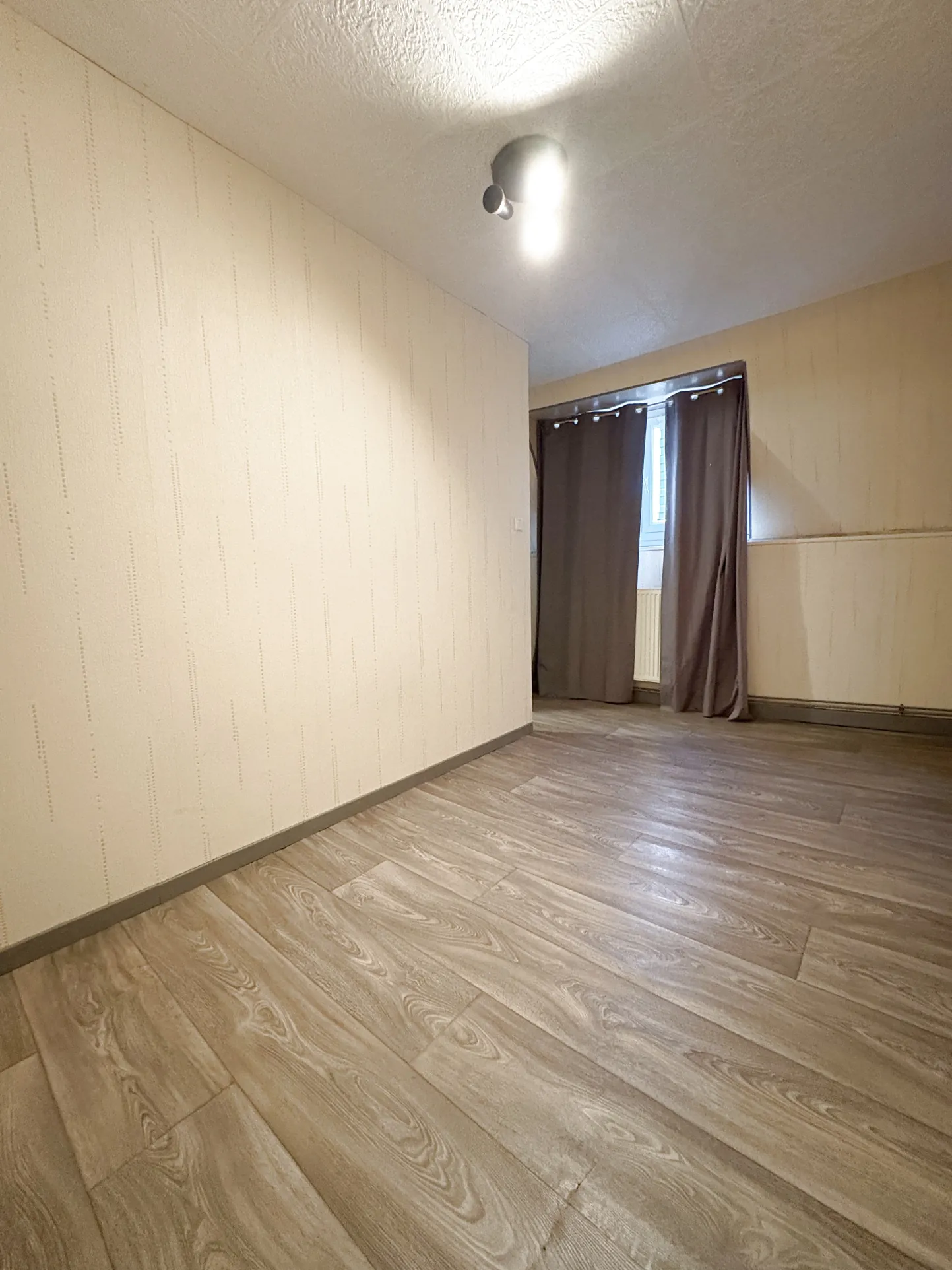 Charmante maison de ville à Henin Beaumont avec jardin - 2 chambres 