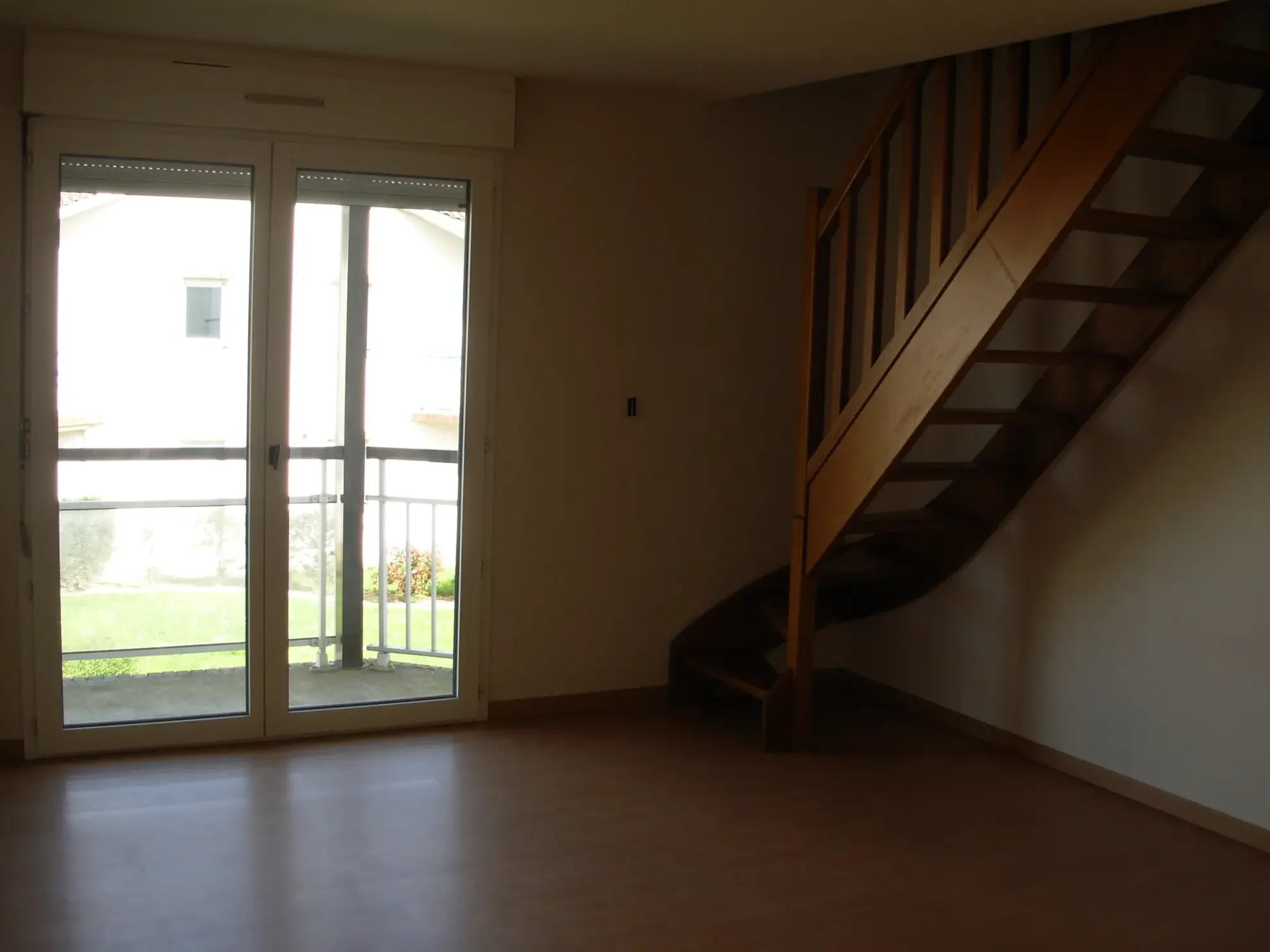 Appartement duplex de 56,39 m² à Les Herbiers avec balcon et stationnement 