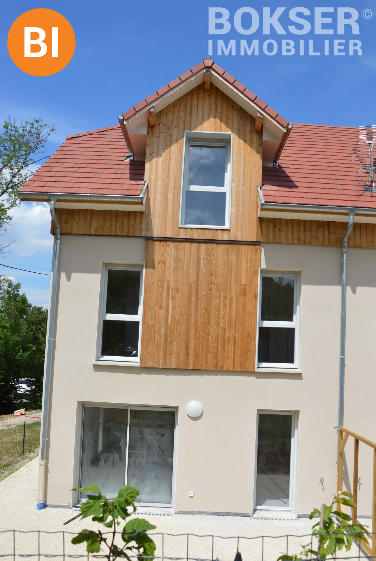 Maison neuve T5 avec terrasse et terrain à St Paul les Monestier 