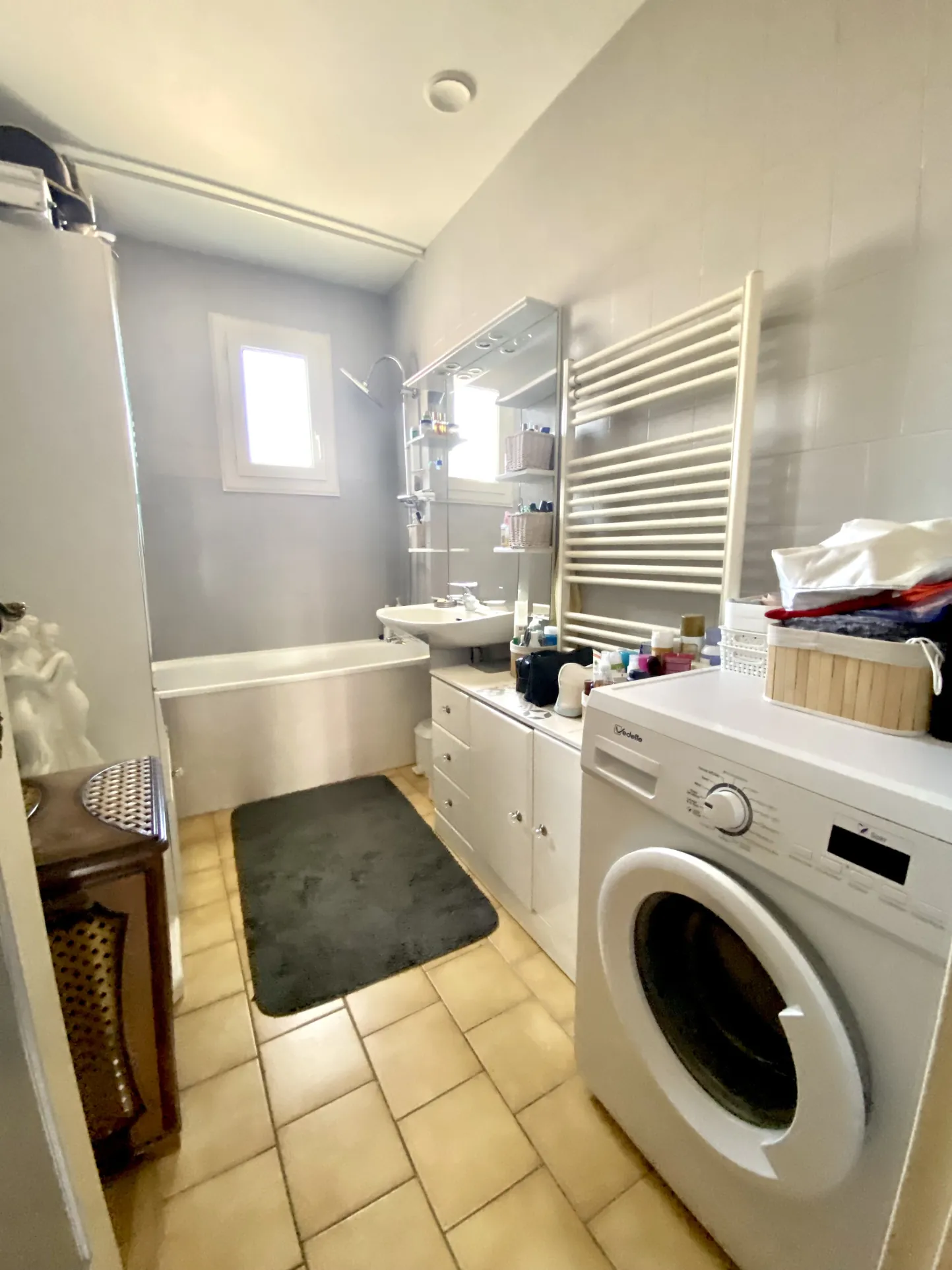 Grand maison de 171 m² avec terrain de 822 m² à Annonay, potentiel pour famille ou investissement 