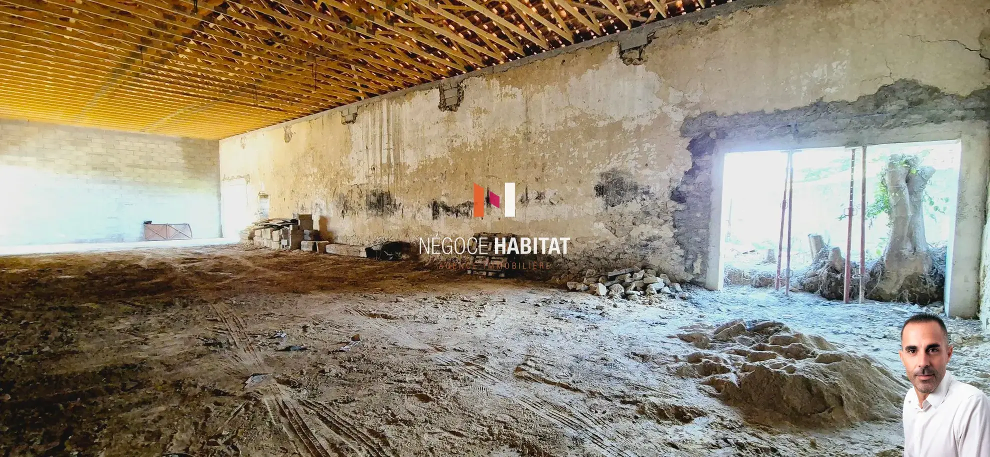 Opportunité Rare : Grange de 150 m² à Beauvoisin avec Travaux à Prévoir 